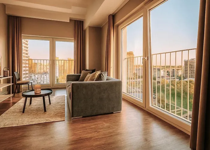 Homely! Skyview 2-room Apartment, Airport, Fair, Rooftop, Gym! Apartament Frankfurt nad Menem